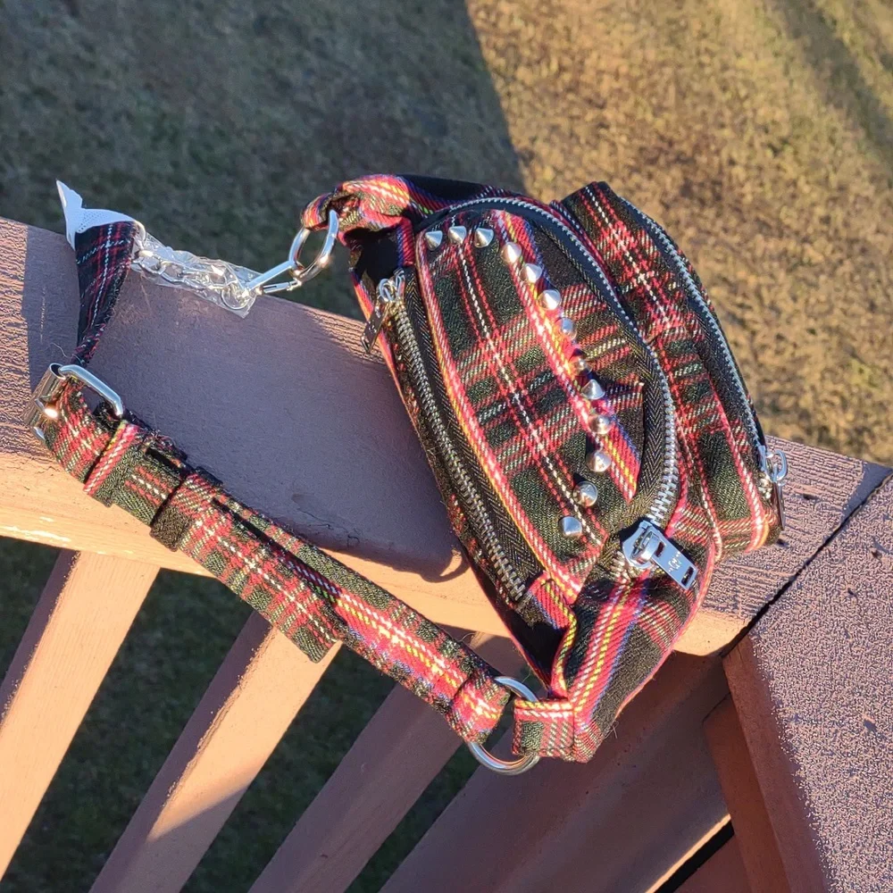 CURRENT MOOD Max Volume Fanny Pack Crossbody - Picture 12 of 17